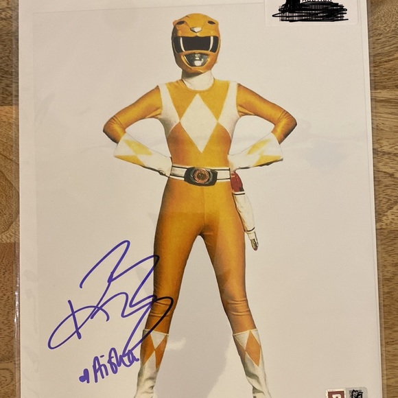 Yellow Power Ranger - Picture 1 of 2